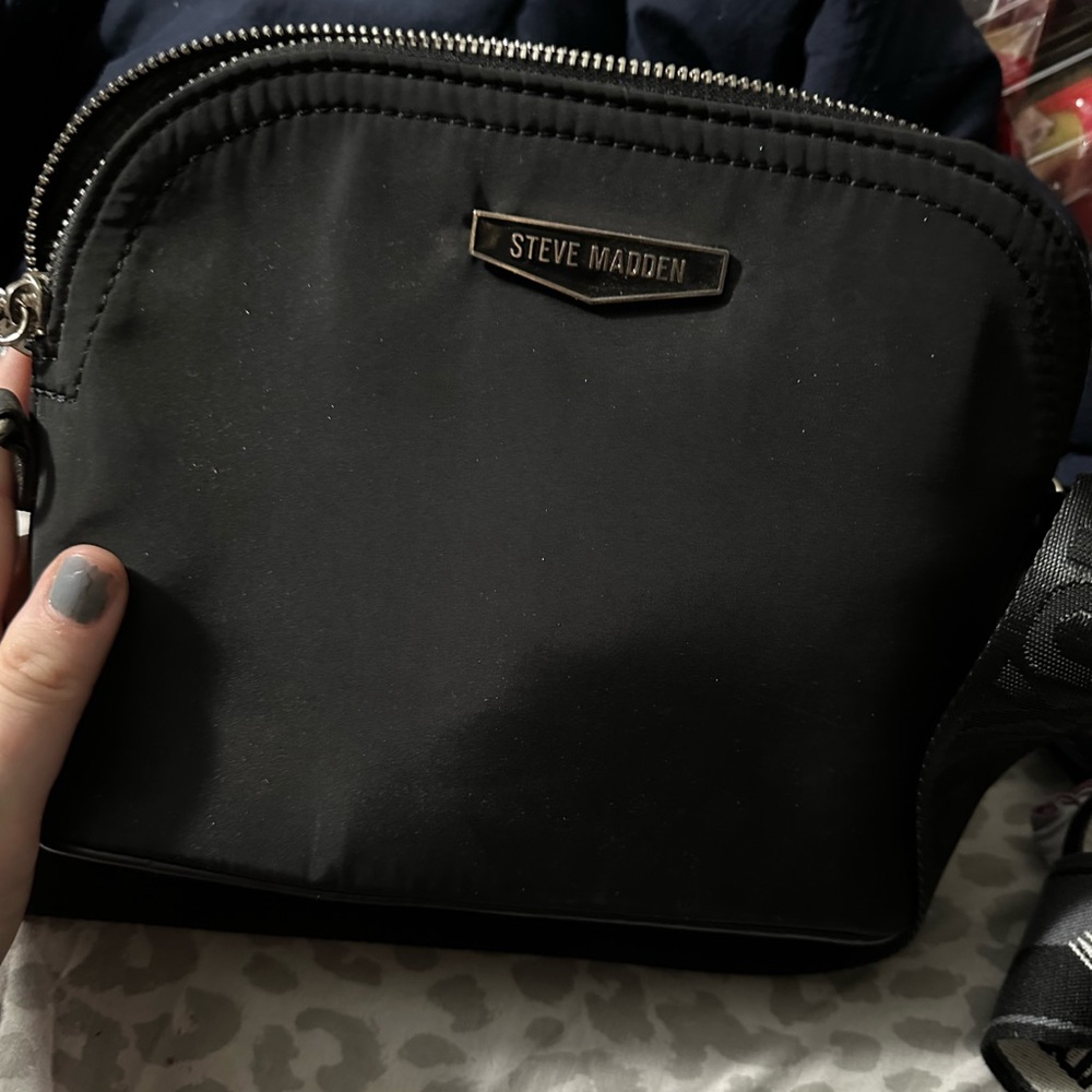 Stevemadden cross body bag